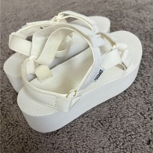 Teva Women's Cream Platform Sandals